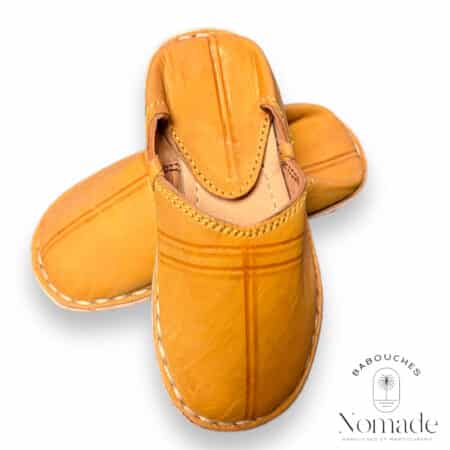 Berbère enfant cuir jaune 1