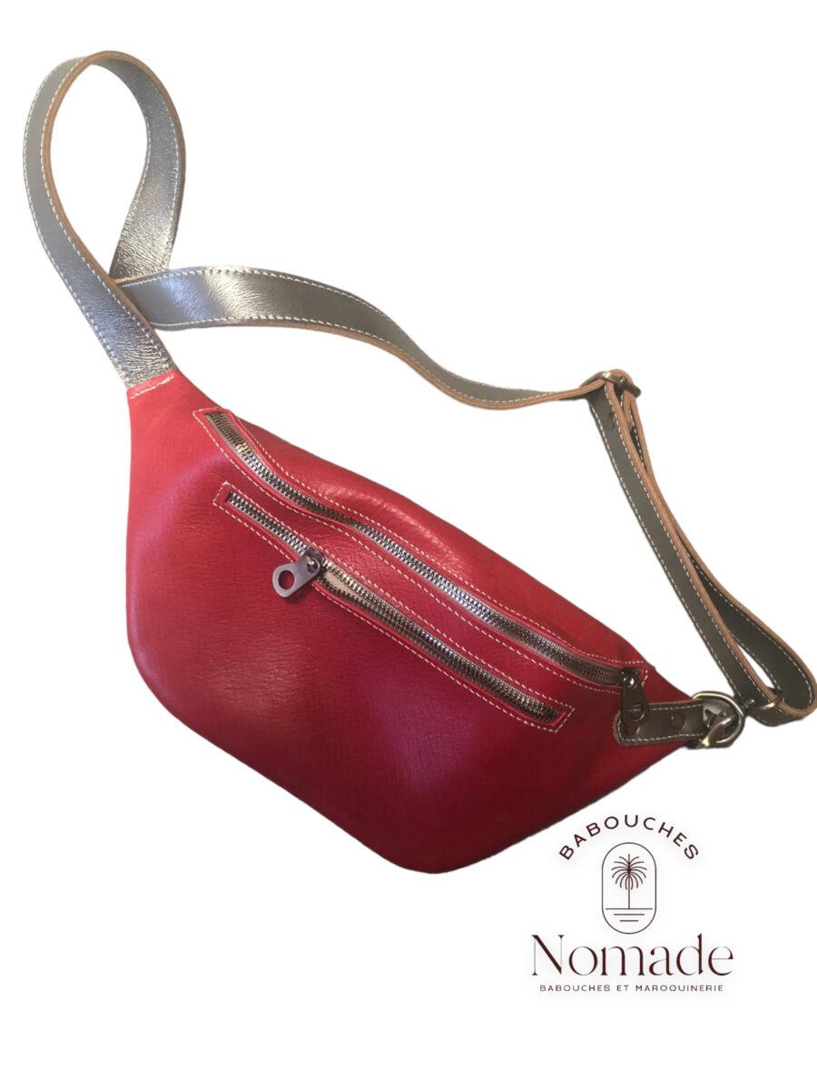 banane rouge cuir 1